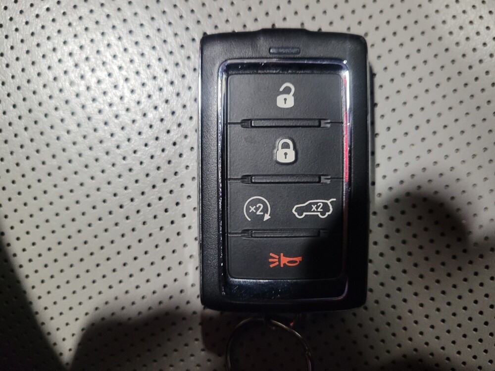 2021 Jeep Grand Cherokee L in Richmond, VA 23235 - 18124010 32