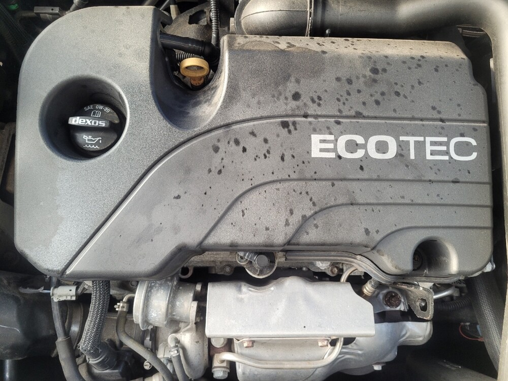 2020 Chevrolet Equinox in Birmingham, AL 35215 - 18124012 30