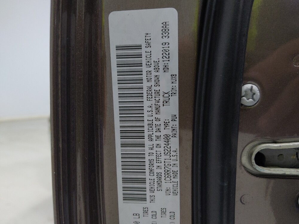 2018 RAM 1500 in Columbus, OH 43231 - 18124015 33