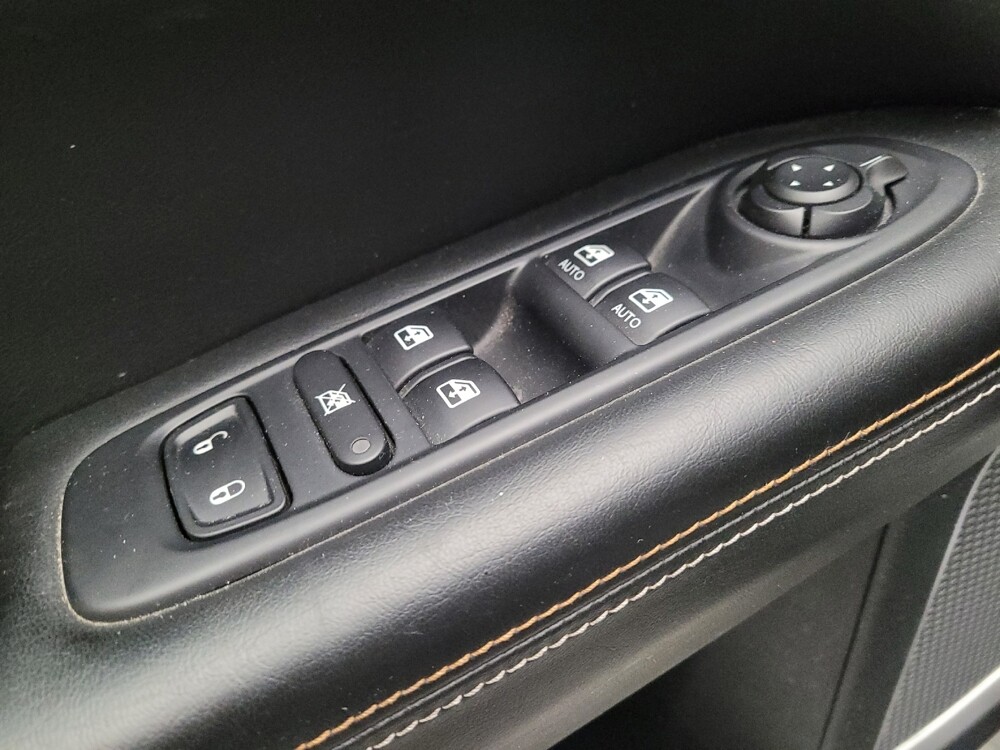 2018 Jeep Compass in Downey, CA 90241 - 18124016 27