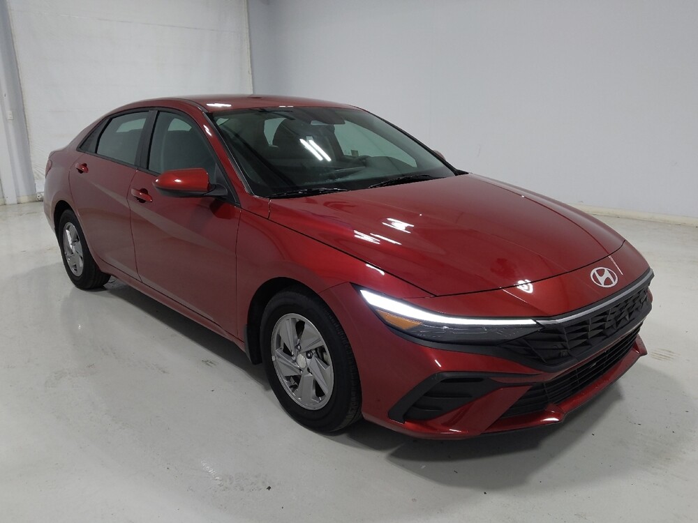 2025 Hyundai Elantra in Columbus, OH 43231 - 18124027 13