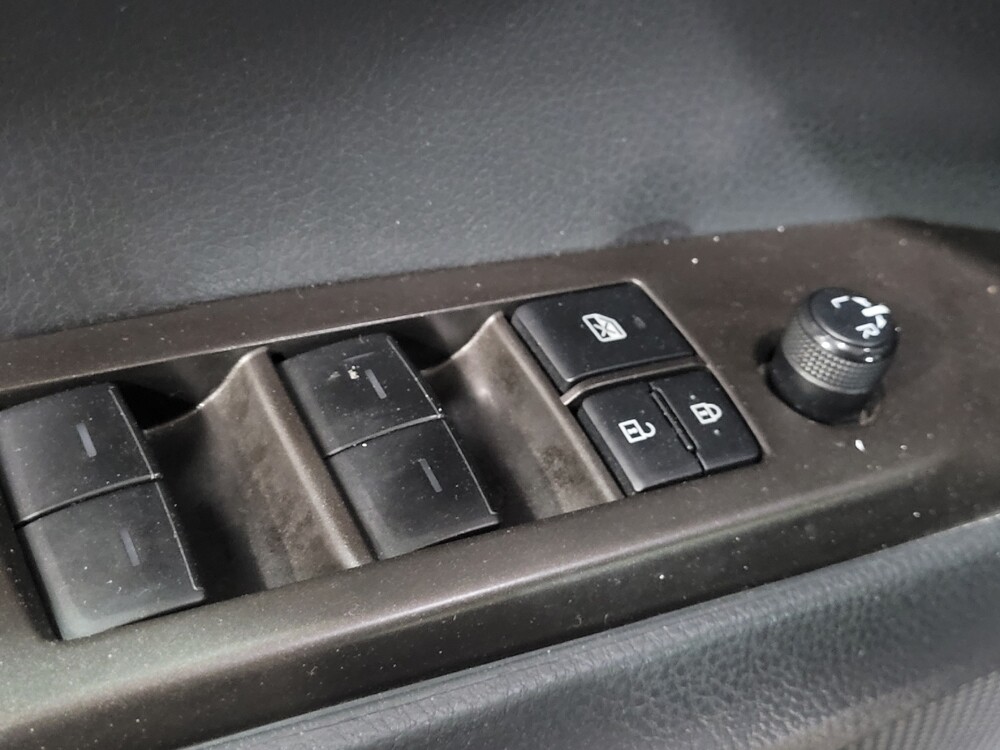 2021 Toyota Camry in New Castle, DE 19720 - 18124031 27