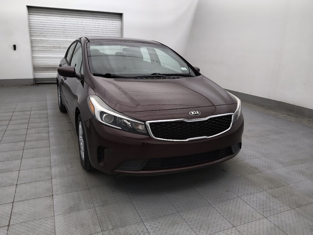 2018 Kia Forte in Tampa, FL 33619 - 18124043 13