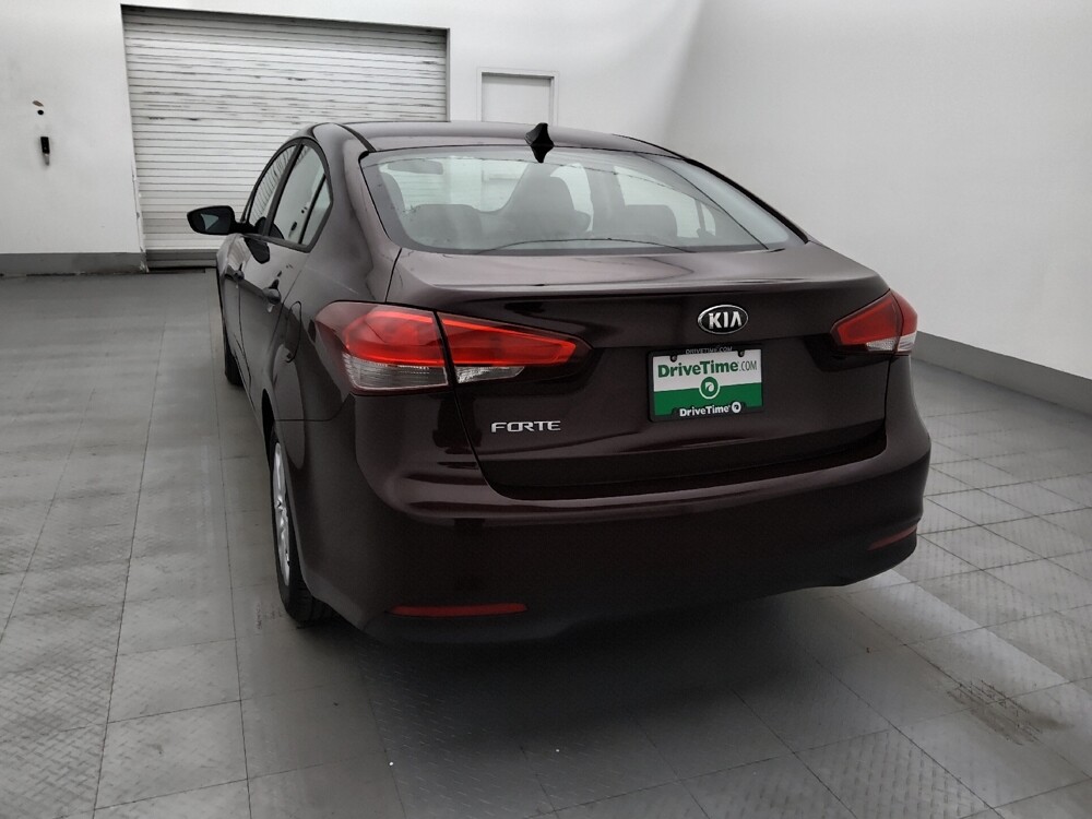2018 Kia Forte in Tampa, FL 33619 - 18124043 5