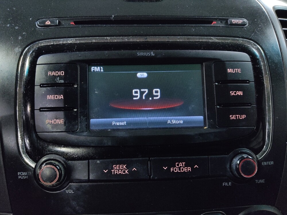 2018 Kia Forte in Tampa, FL 33619 - 18124043 25