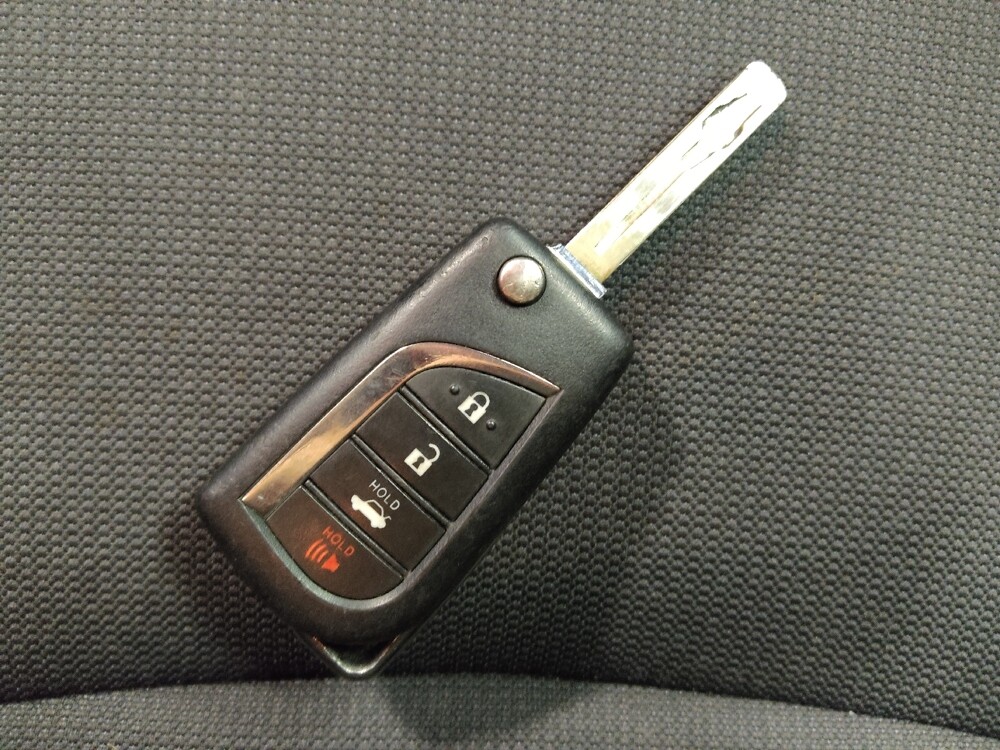 2021 Toyota Corolla in Glendale, AZ 85301 - 18124044 32