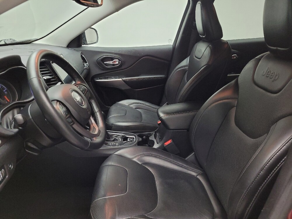 2019 Jeep Cherokee in Eastpointe, MI 48021 - 18124048 17