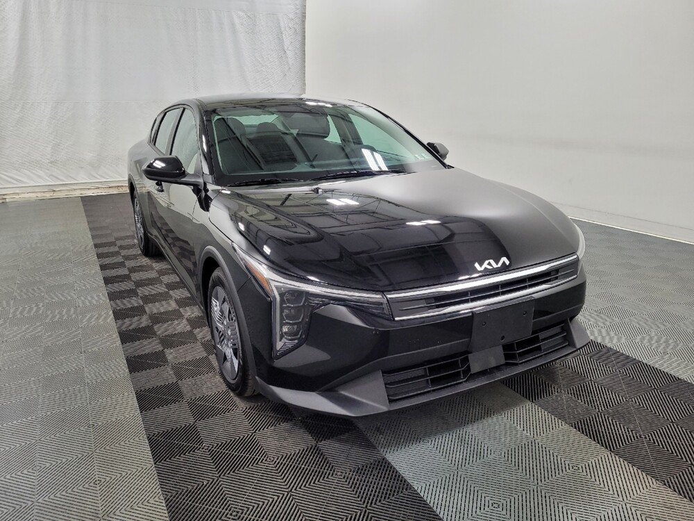 2025 Kia K4 in Allentown, PA 18103 - 18124050 13