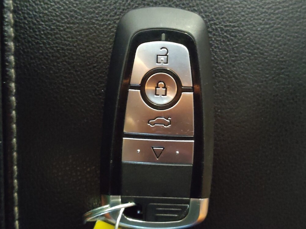 2020 Ford Fusion in Lakeland, FL 33815 - 18124053 32