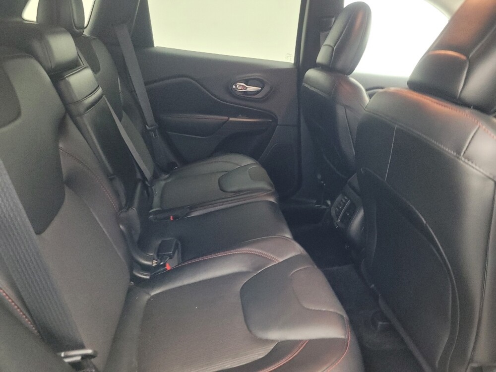 2016 Jeep Cherokee in Huntsville, AL 35816 - 18124059 19