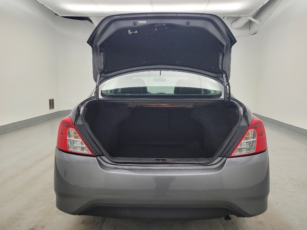 2018 Nissan Versa in Lexington, KY 40509 - 18124068 29