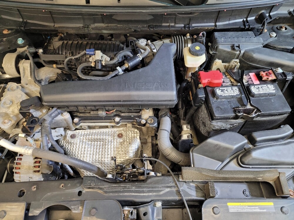 2018 Nissan Rogue in Lexington, KY 40509 - 18124070 30