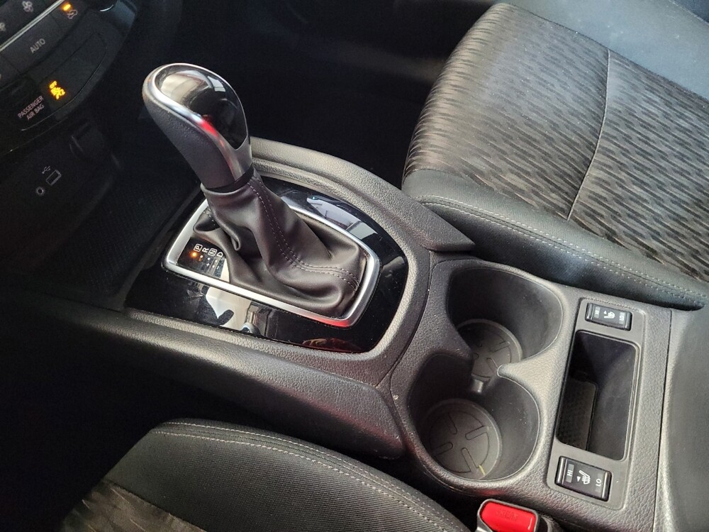 2018 Nissan Rogue in Lexington, KY 40509 - 18124070 26