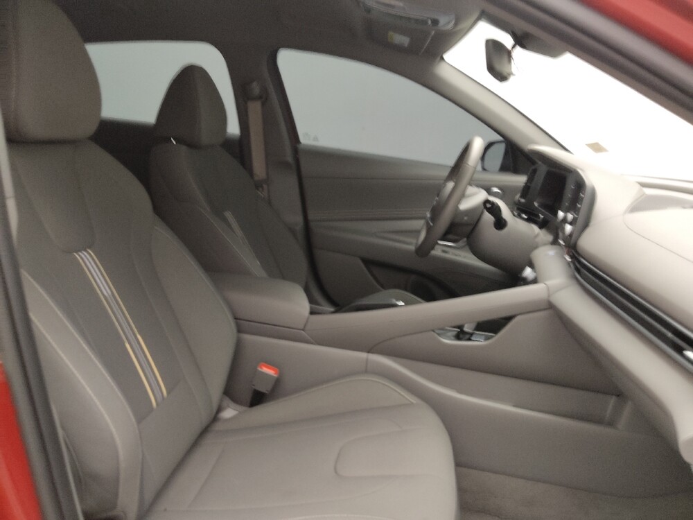2025 Hyundai Elantra in Albuquerque, NM 87113 - 18124075 21