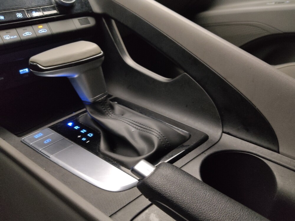 2025 Hyundai Elantra in Albuquerque, NM 87113 - 18124075 26