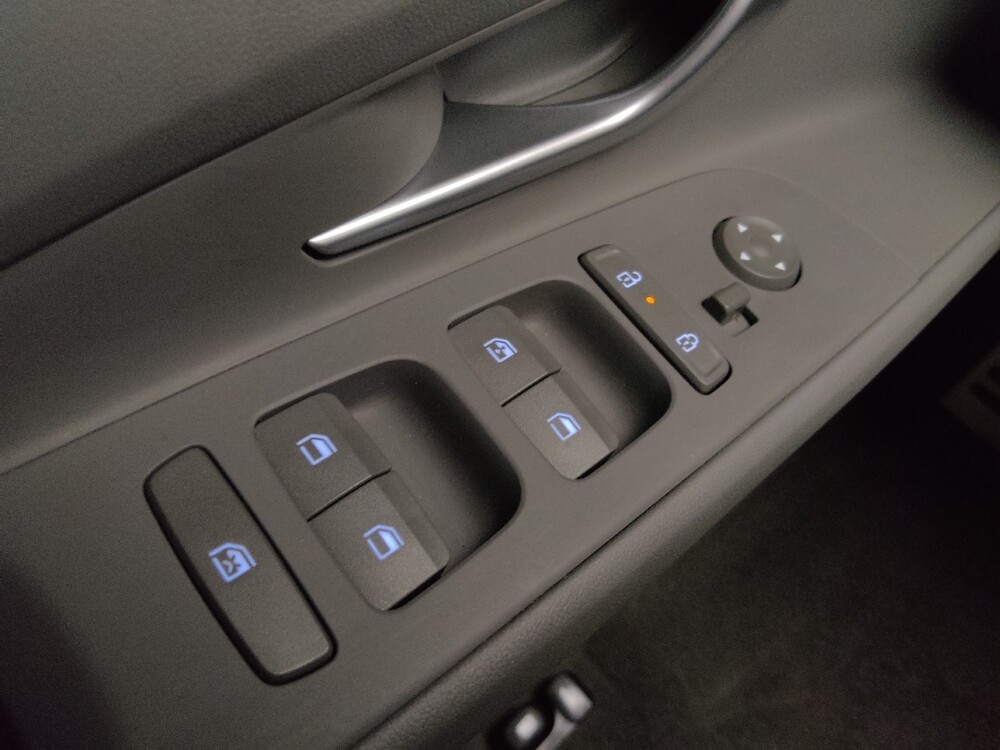 2025 Hyundai Elantra in Albuquerque, NM 87113 - 18124075 27