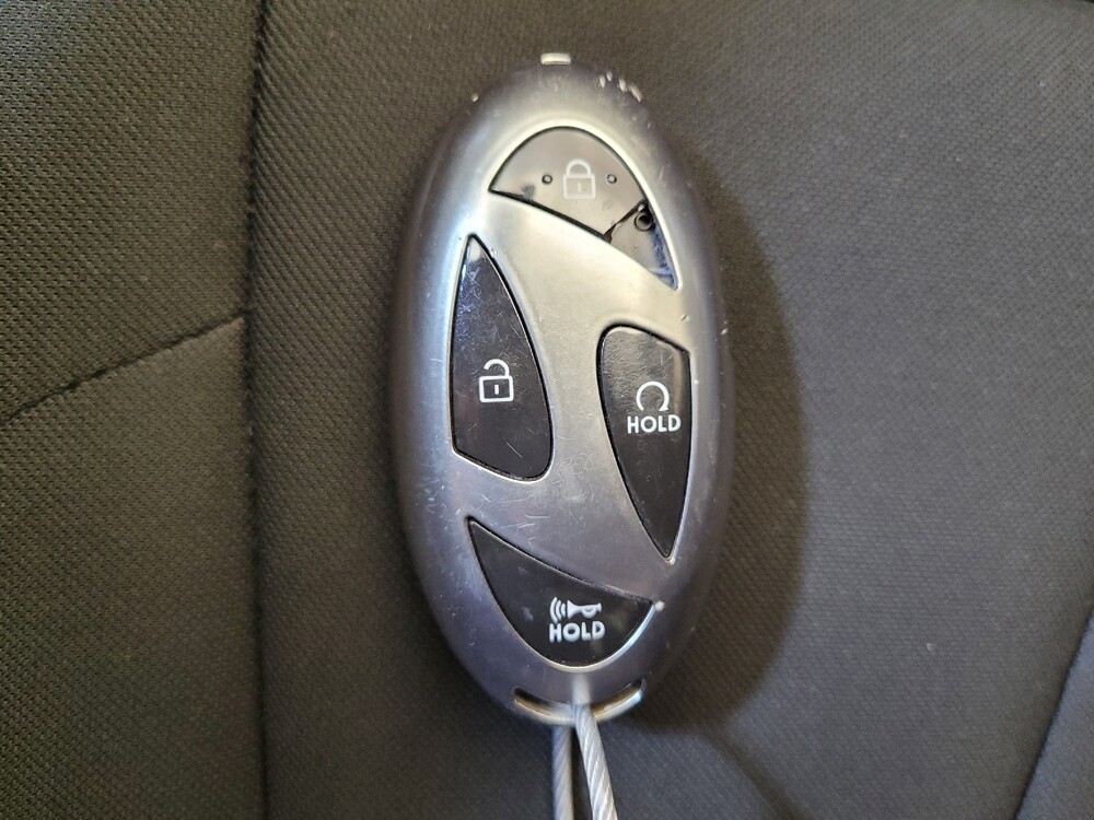 2024 Hyundai Elantra in Miamisburg, OH 45342 - 18124076 32