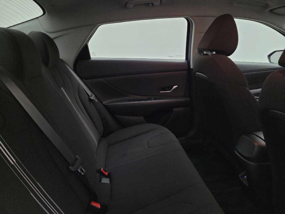 2024 Hyundai Elantra in Miamisburg, OH 45342 - 18124076 19