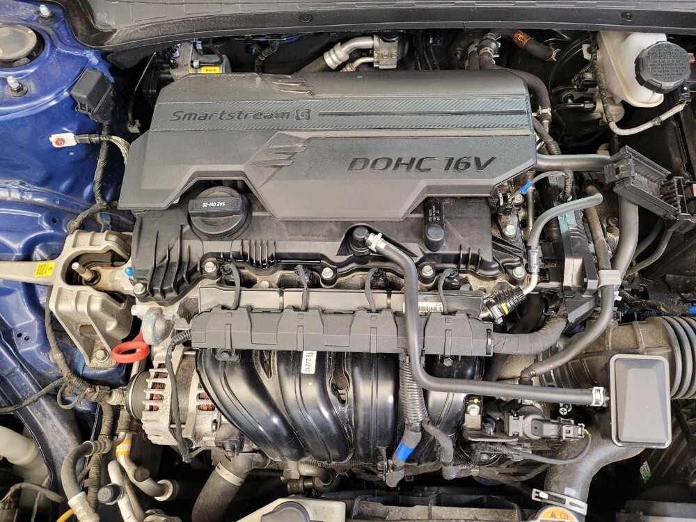 2024 Hyundai Elantra in Miamisburg, OH 45342 - 18124076 30