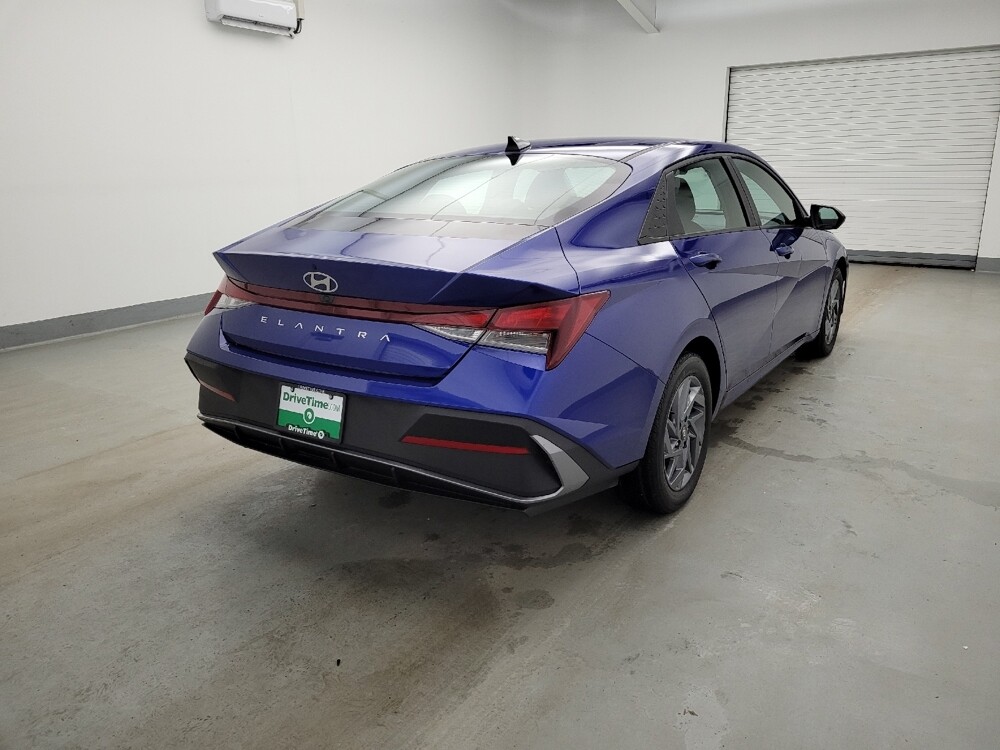 2024 Hyundai Elantra in Miamisburg, OH 45342 - 18124076 9