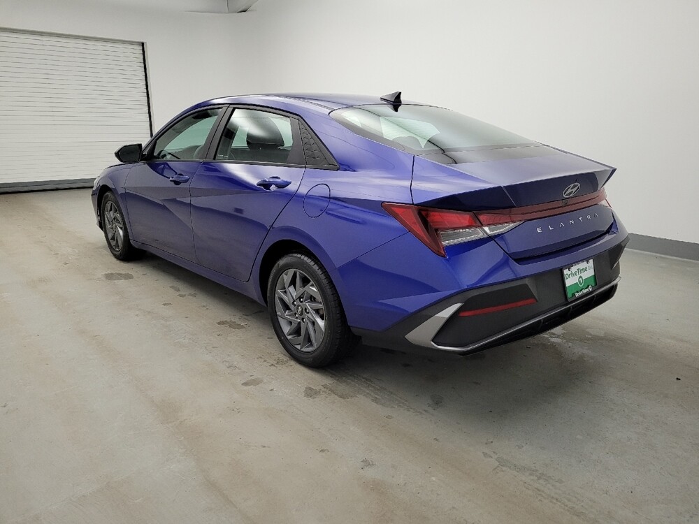2024 Hyundai Elantra in Miamisburg, OH 45342 - 18124076 5
