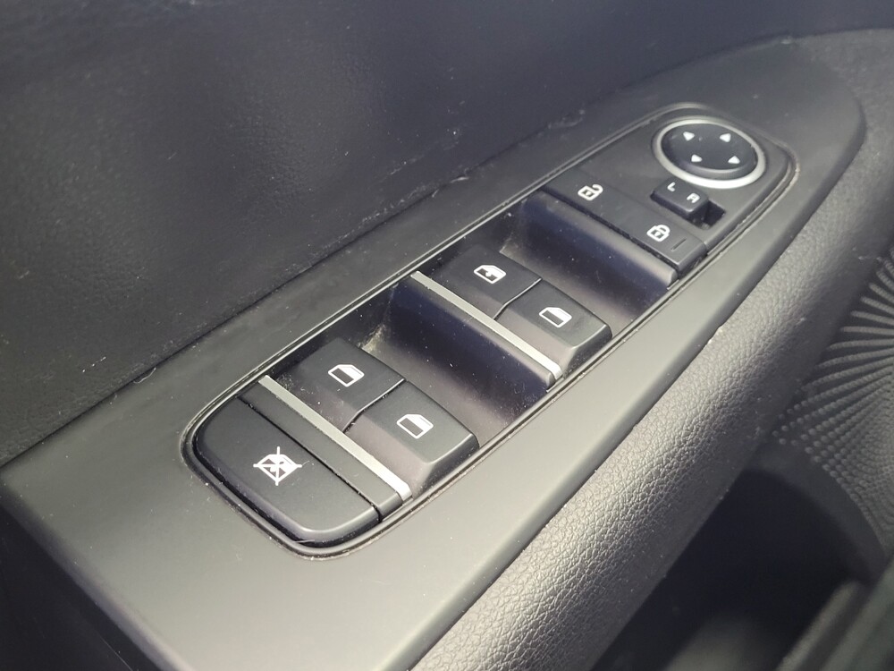 2023 Kia Forte in Miamisburg, OH 45342 - 18124079 27