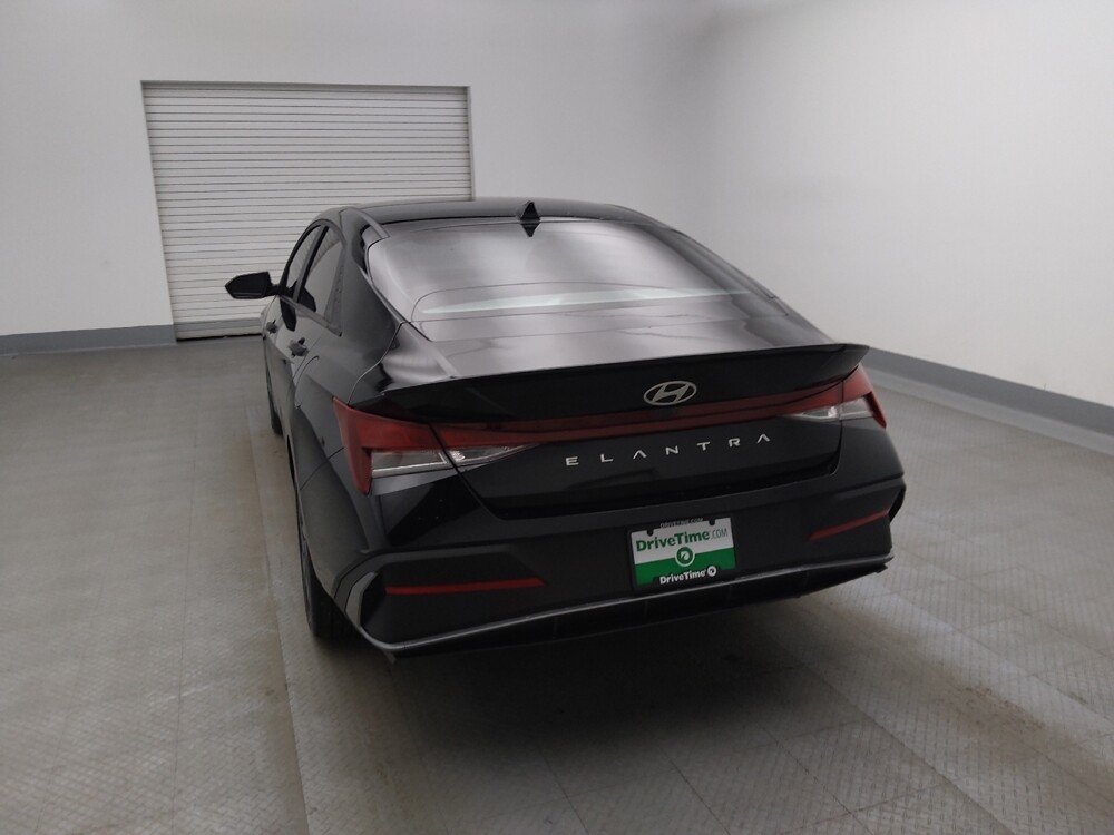 2025 Hyundai Elantra in Albuquerque, NM 87113 - 18124080 6