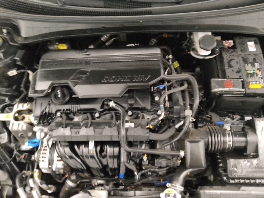 2025 Hyundai Elantra in Albuquerque, NM 87113 - 18124080 30