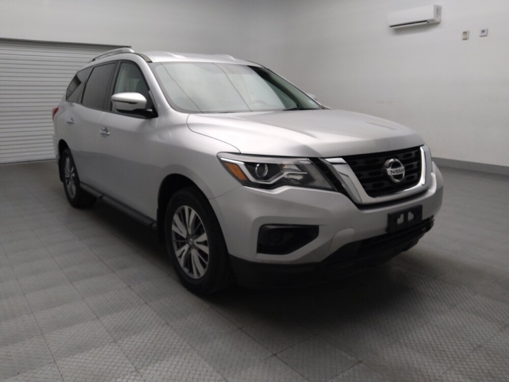 2018 Nissan Pathfinder in Fort Worth, TX 76116 - 18124083 13