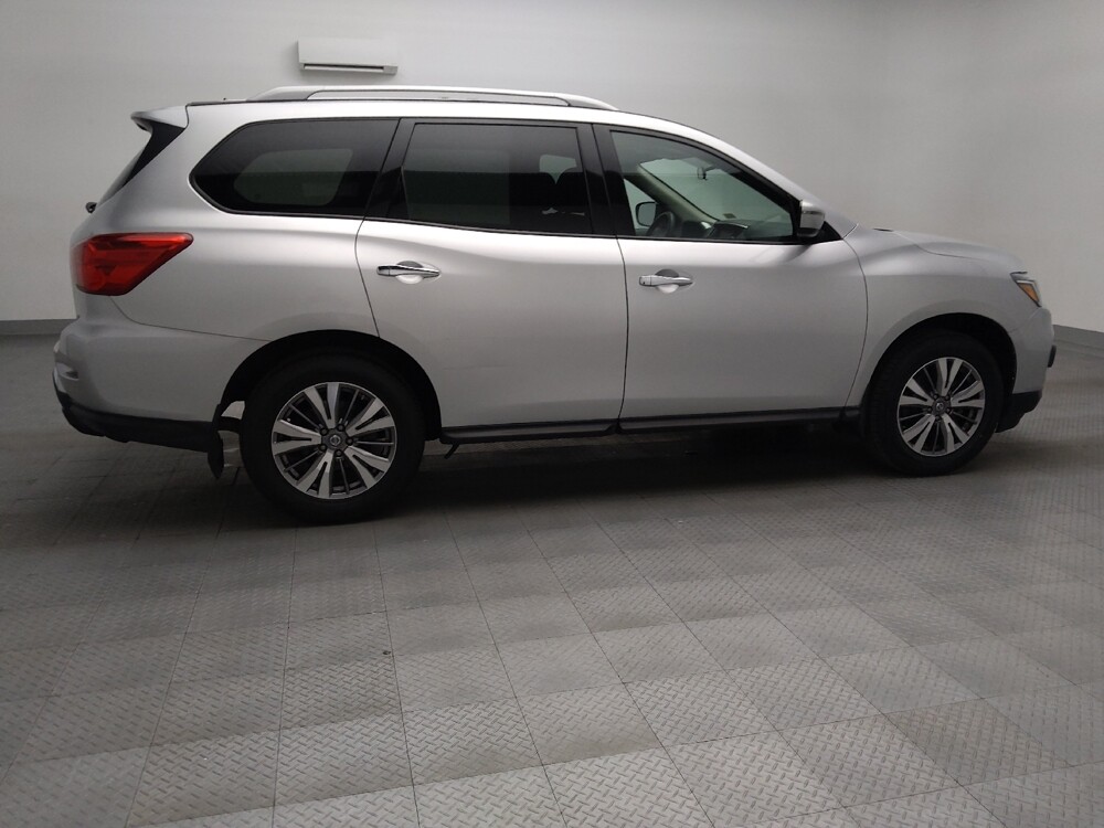 2018 Nissan Pathfinder in Fort Worth, TX 76116 - 18124083 10