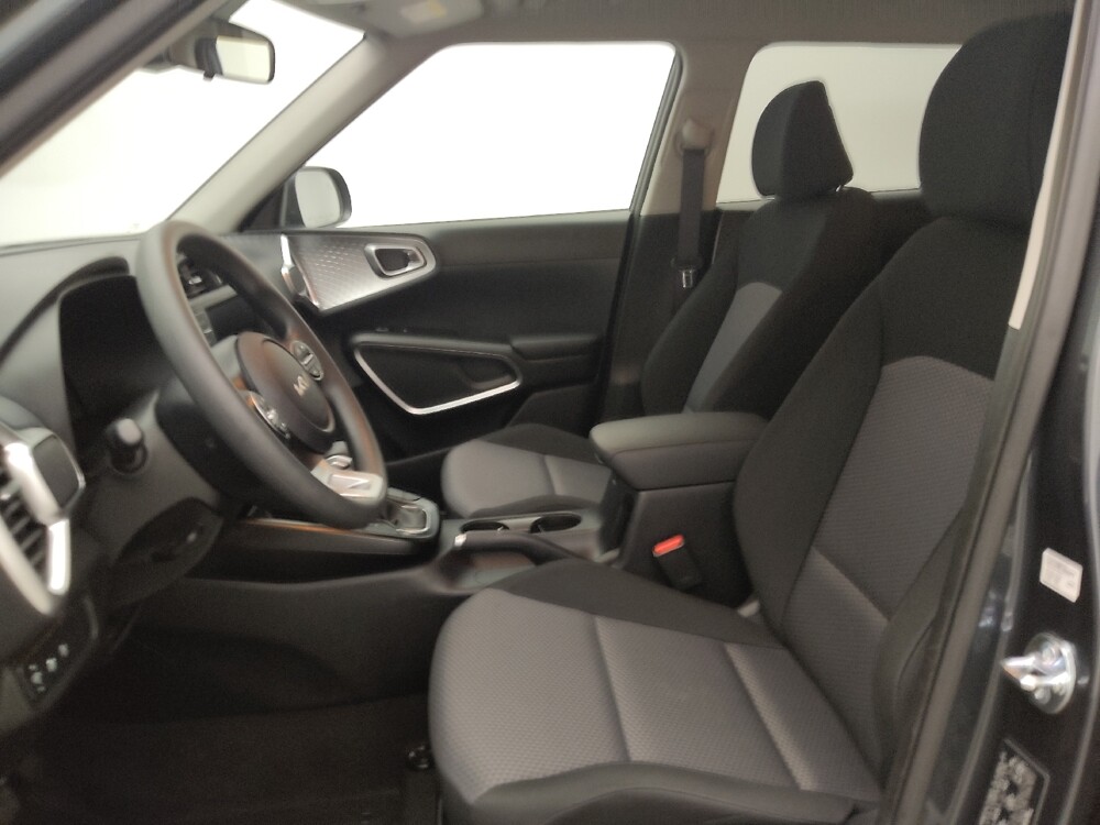 2025 Kia Soul in Albuquerque, NM 87113 - 18124084 17