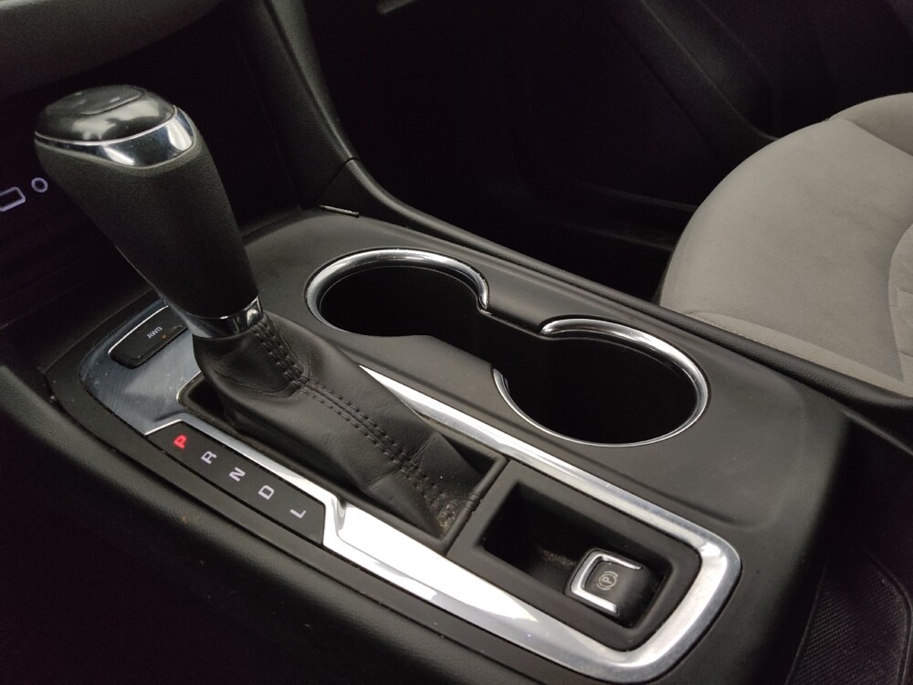 2020 Chevrolet Equinox in Albuquerque, NM 87113 - 18124085 26