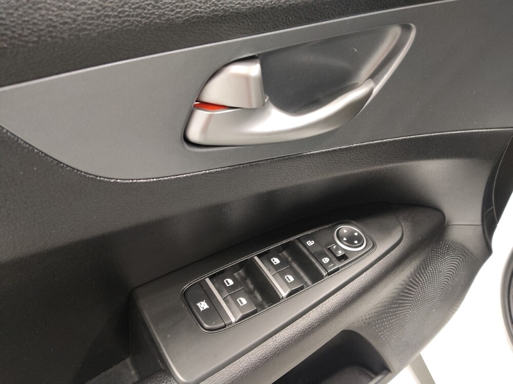 2021 Kia Forte in Columbus, OH 43231 - 18124089 27