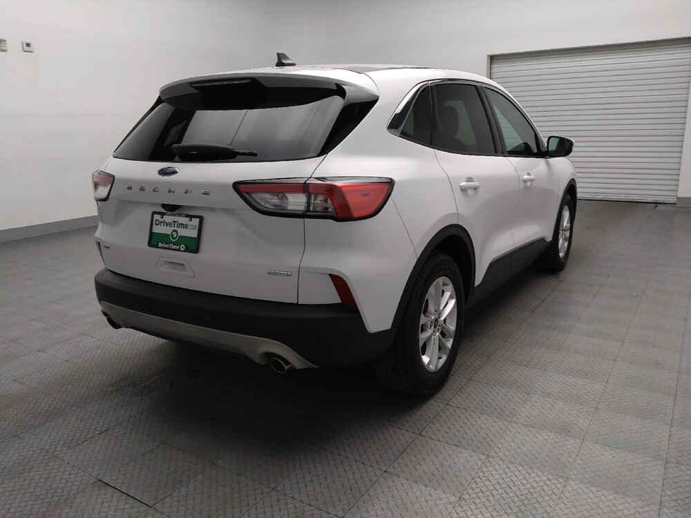 2020 Ford Escape in Plano, TX 75074 - 18124092 9