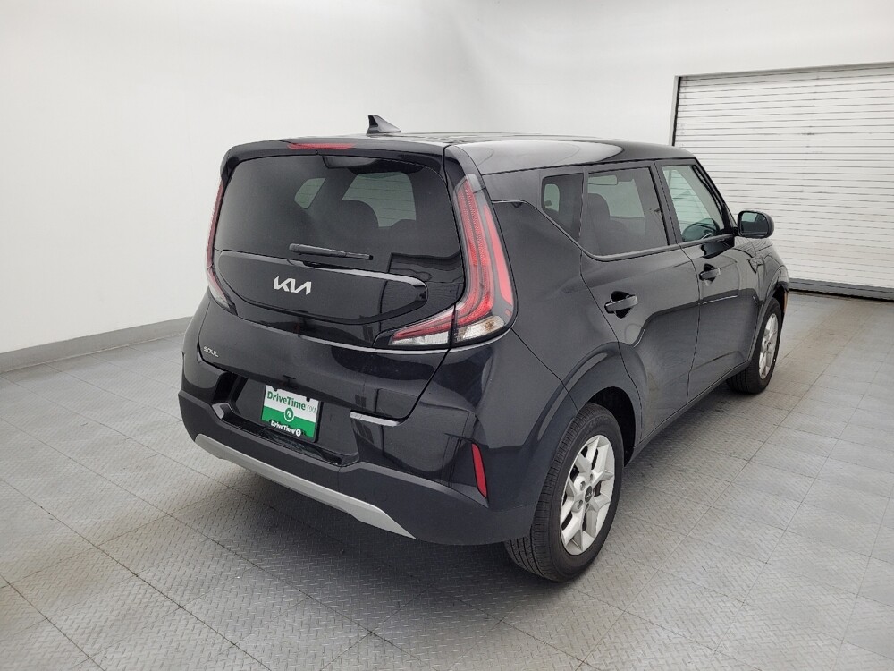 2025 Kia Soul in Fayetteville, NC 28304 - 18124097 9