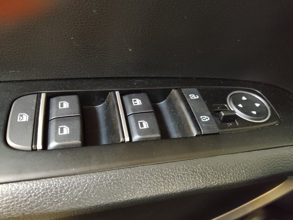 2025 Kia Soul in Fayetteville, NC 28304 - 18124097 27