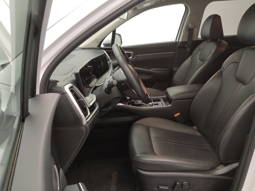 2024 Kia Sorento in Topeka, KS 66611 - 18124102 17