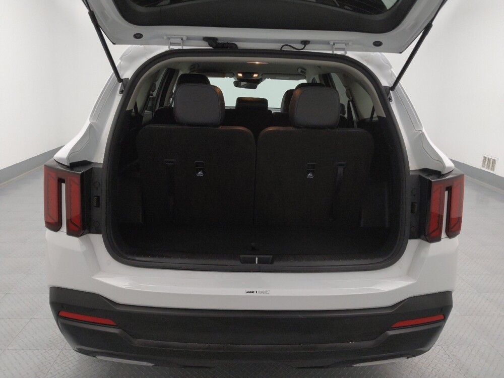 2024 Kia Sorento in Topeka, KS 66611 - 18124102 29