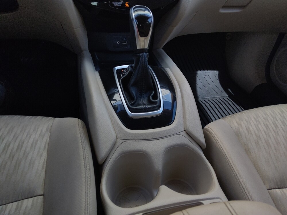 2018 Nissan Rogue in Union City, GA 30291 - 18124104 26