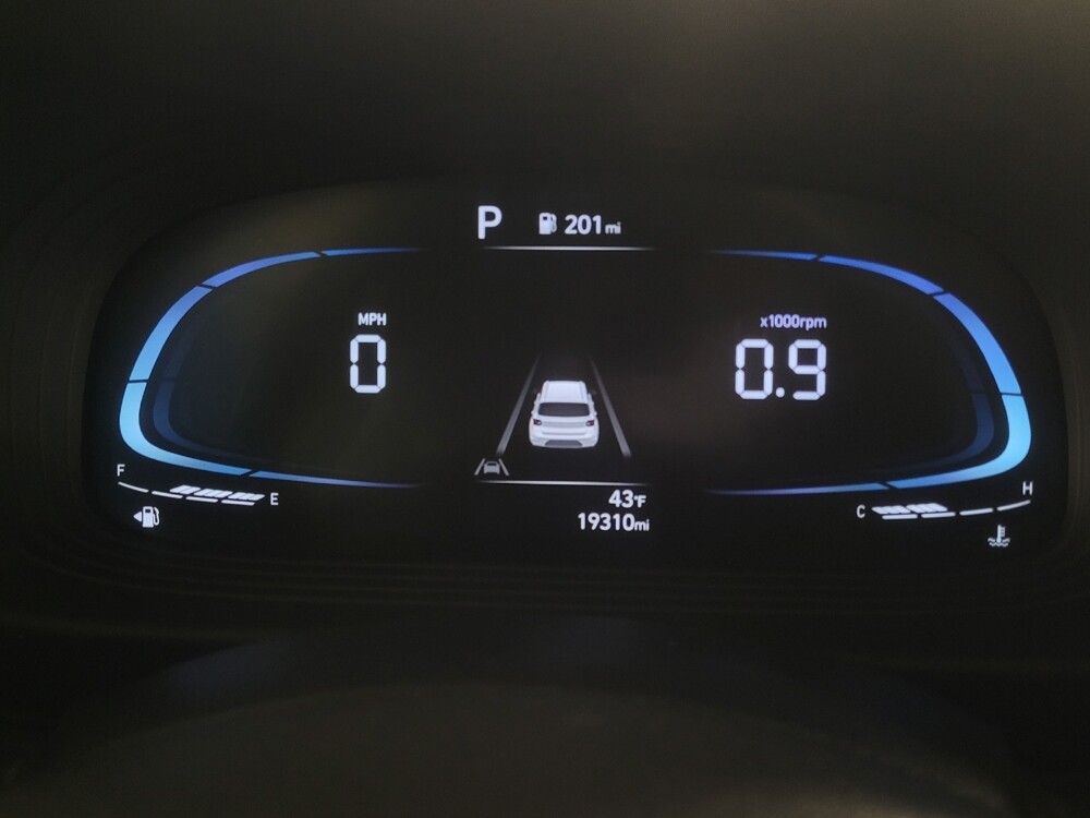 2024 Hyundai Venue in Marietta, GA 30062 - 18124112 23