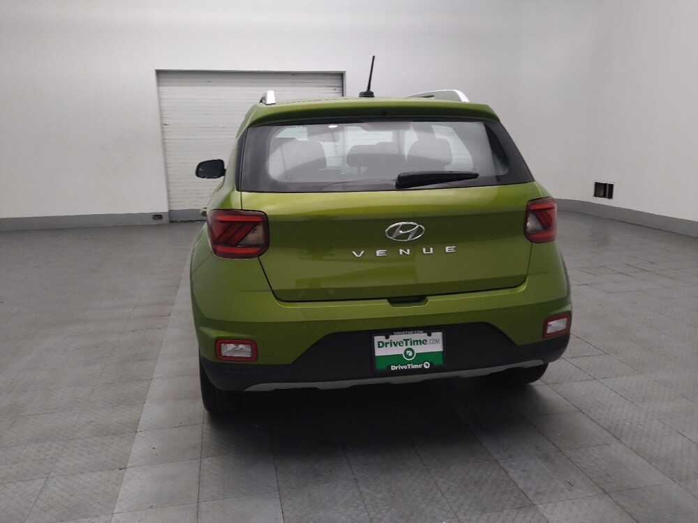 2024 Hyundai Venue in Marietta, GA 30062 - 18124112 6