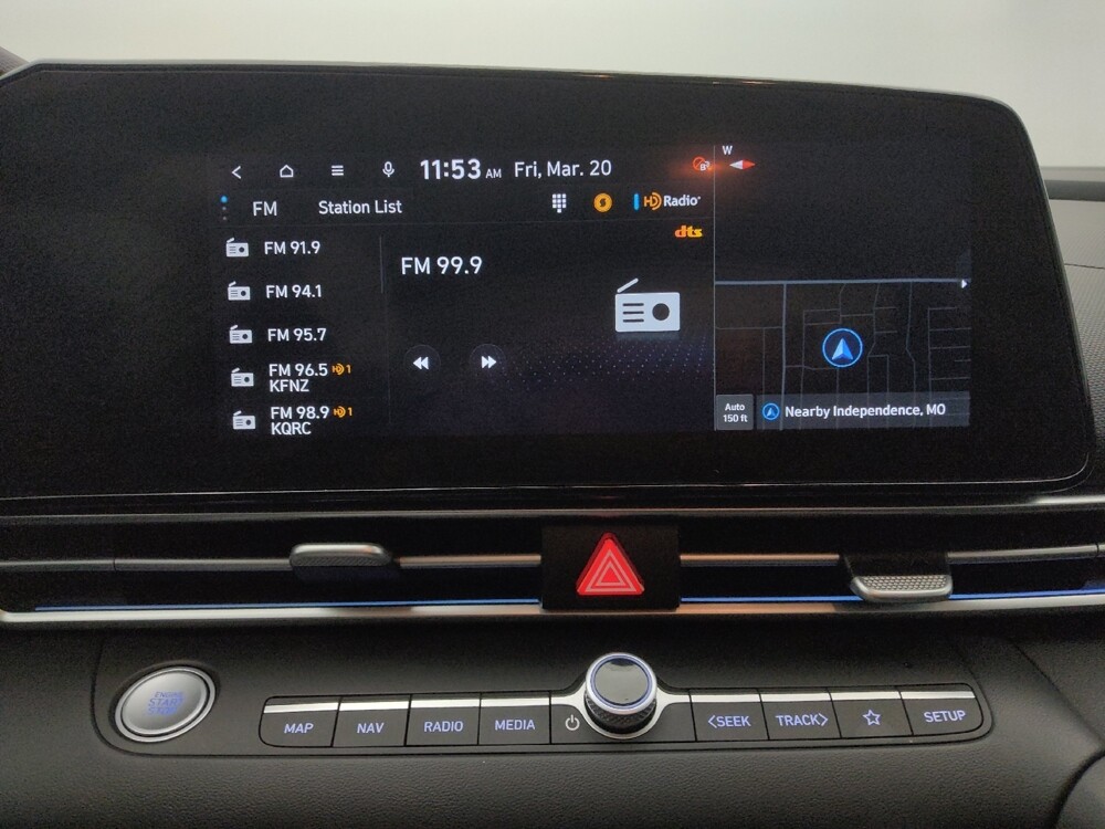 2025 Hyundai Elantra in Wichita, KS 67207 - 18124114 25