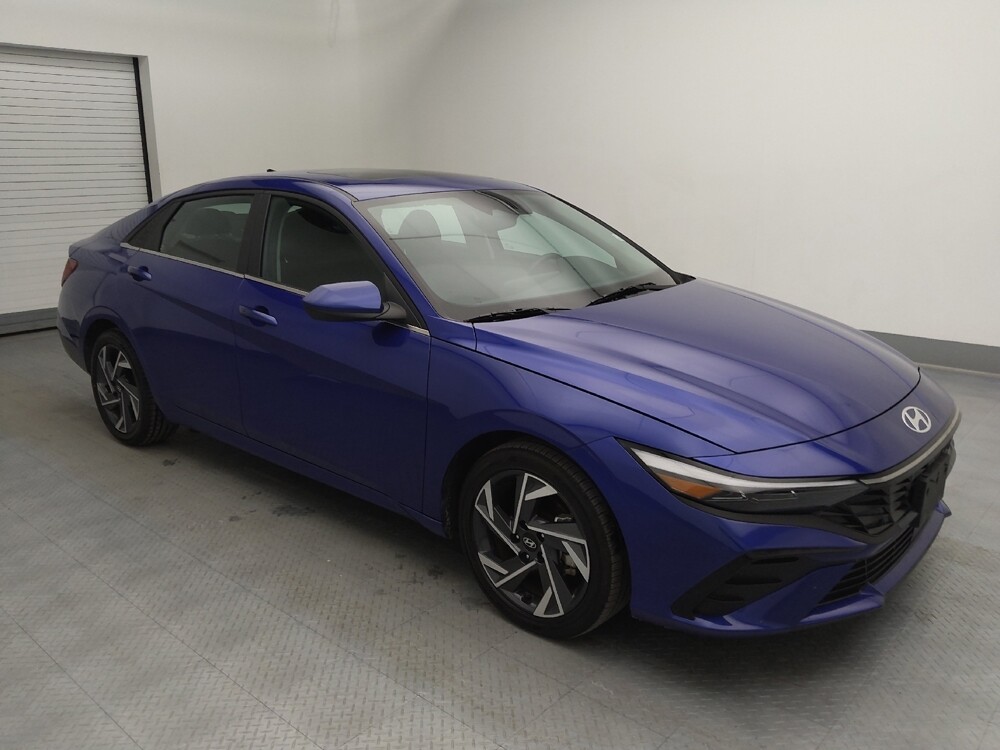 2025 Hyundai Elantra in Wichita, KS 67207 - 18124114 11