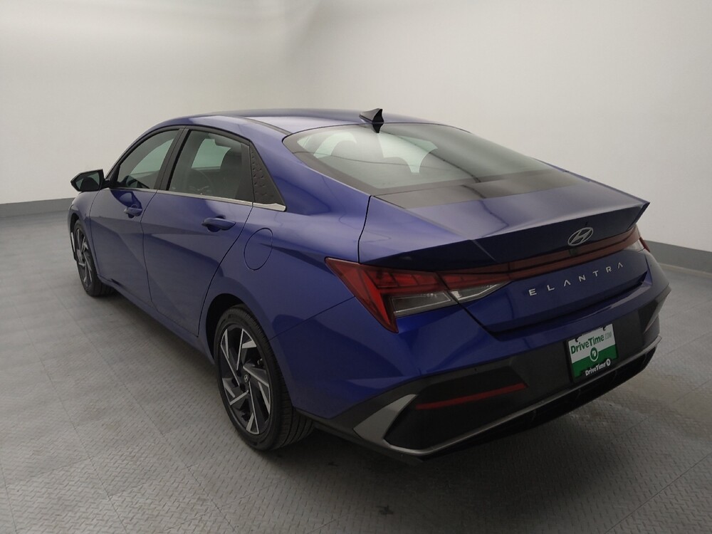 2025 Hyundai Elantra in Wichita, KS 67207 - 18124114 5