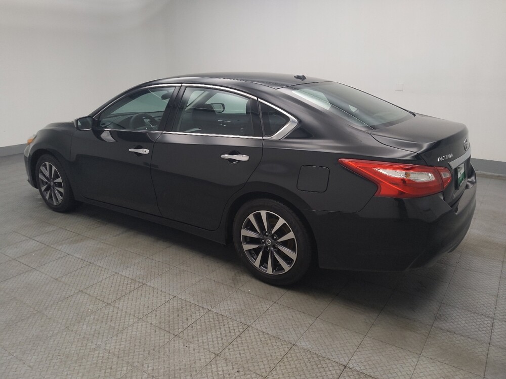 2017 Nissan Altima in Lombard, IL 60148 - 18124115 3