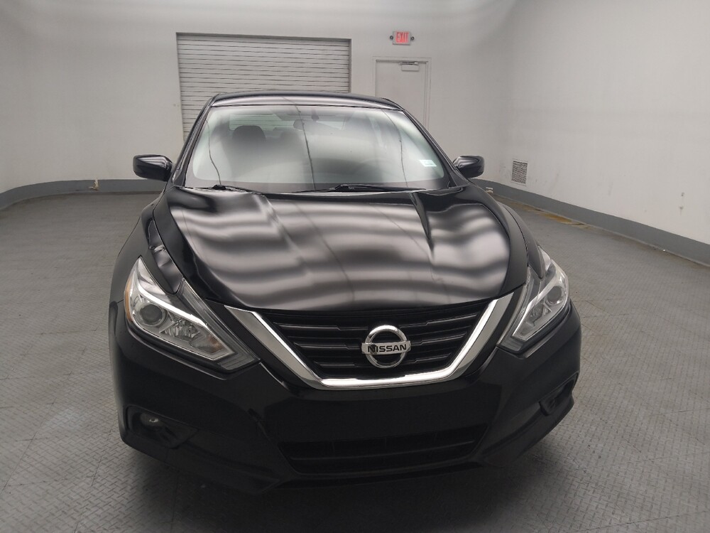 2017 Nissan Altima in Lombard, IL 60148 - 18124115 14