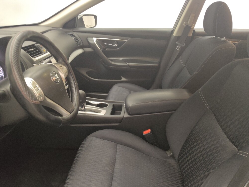 2017 Nissan Altima in Lombard, IL 60148 - 18124115 17