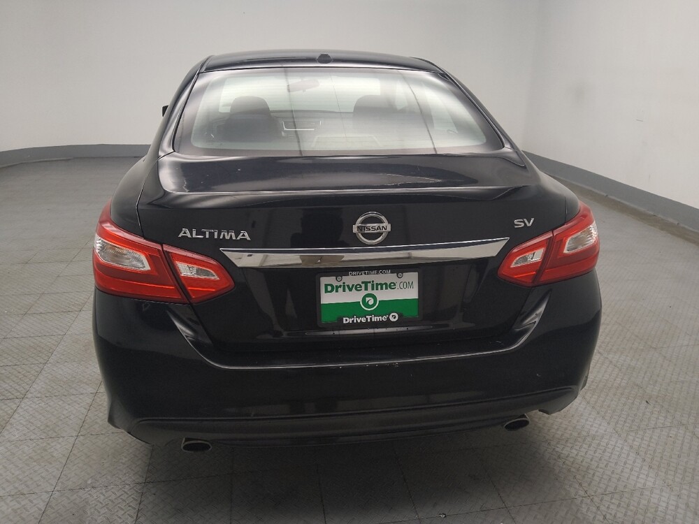 2017 Nissan Altima in Lombard, IL 60148 - 18124115 6