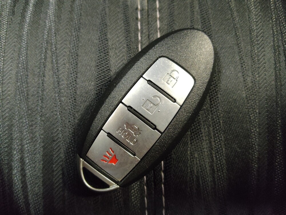 2018 Nissan Sentra in Tucson, AZ 85705 - 18124125 32