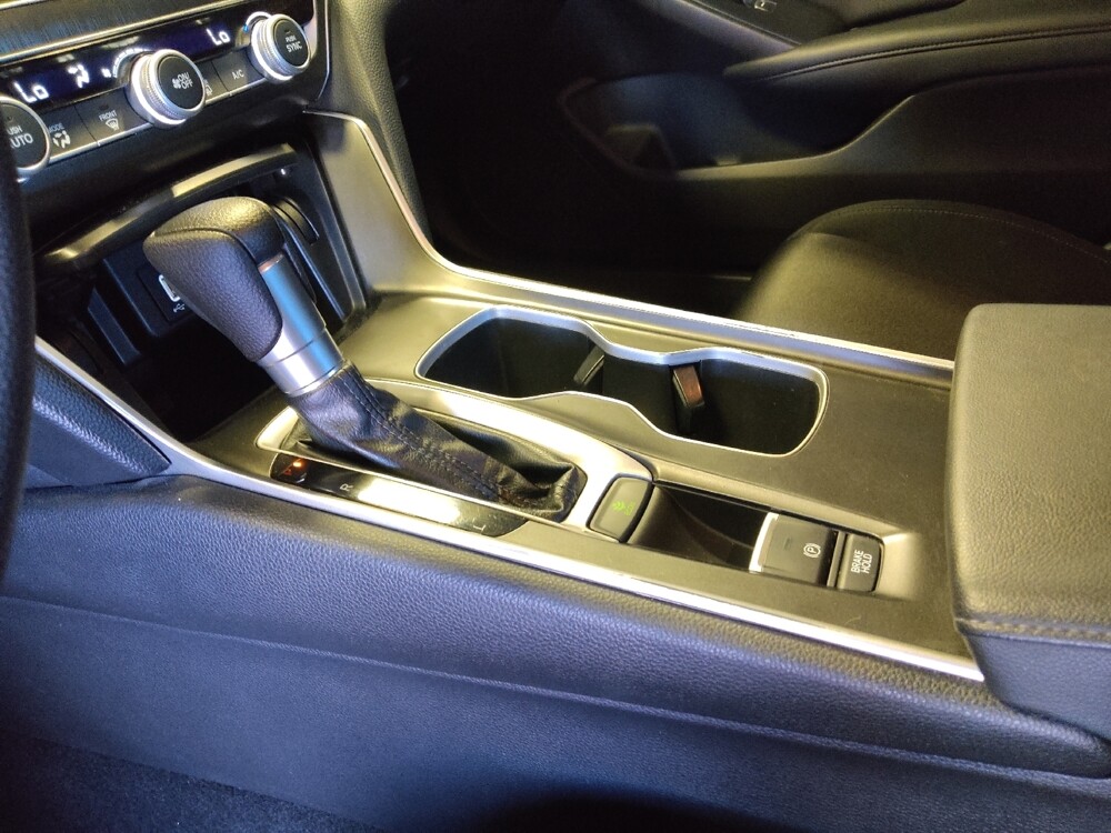 2020 Honda Accord in Chandler, AZ 85225 - 18124127 26